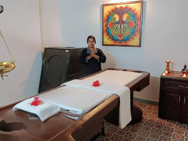 2025-10-19 18_29_12-Shantitheeram Ayurveda Lakeside Heritage Resort, Alappuzha (tarifs actualisés, 2