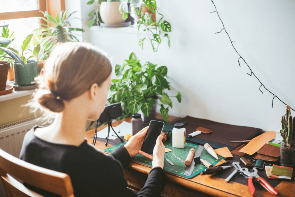 Se comparer aux autres sur les réseaux sociaux : comment se choisir, décrocher et se reconnecter au monde réel